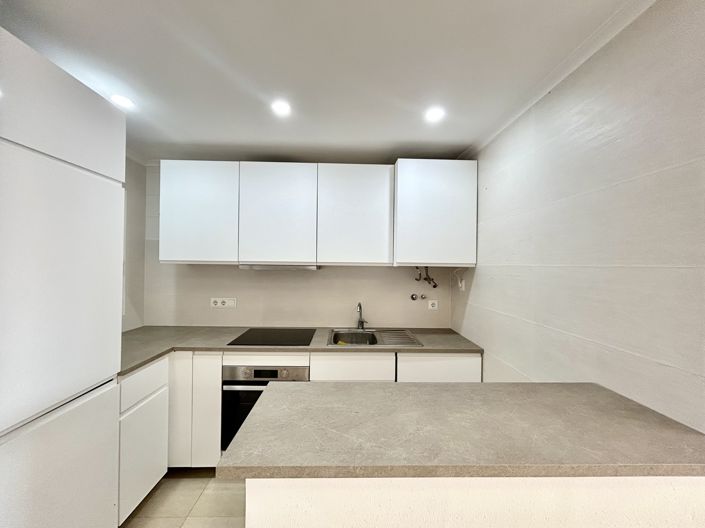 Image No.9-2 Bed Apartment for sale