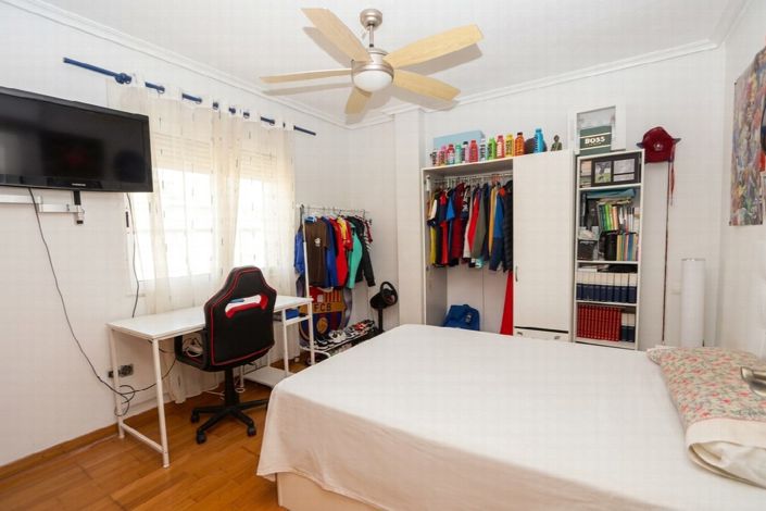 Image No.19-4 Bed Villa for sale