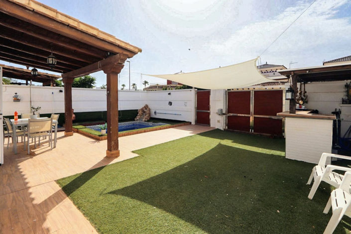 Image No.4-4 Bed House for sale