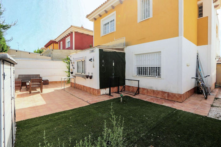 Image No.32-4 Bed House for sale