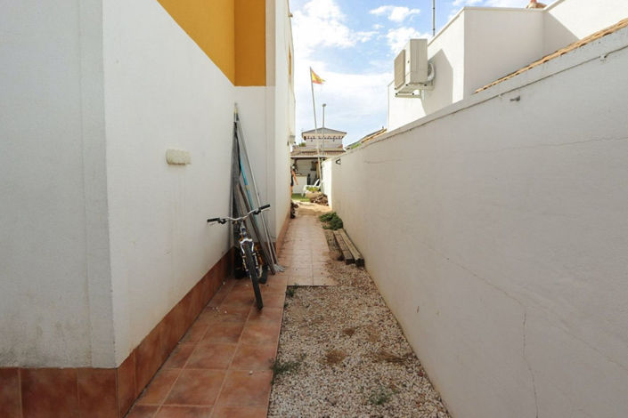 Image No.34-4 Bed House for sale