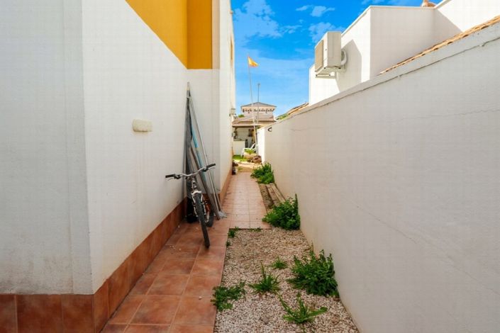 Image No.33-4 Bed Villa for sale