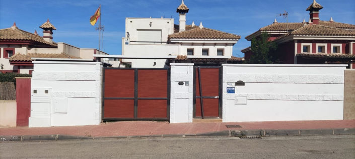 Image No.36-4 Bed House for sale