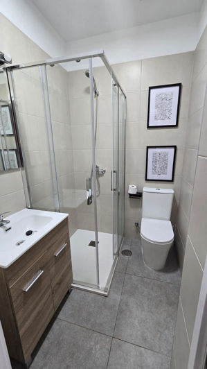 Image No.10-2 Bed House for sale