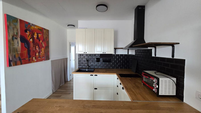Image No.4-2 Bed House for sale
