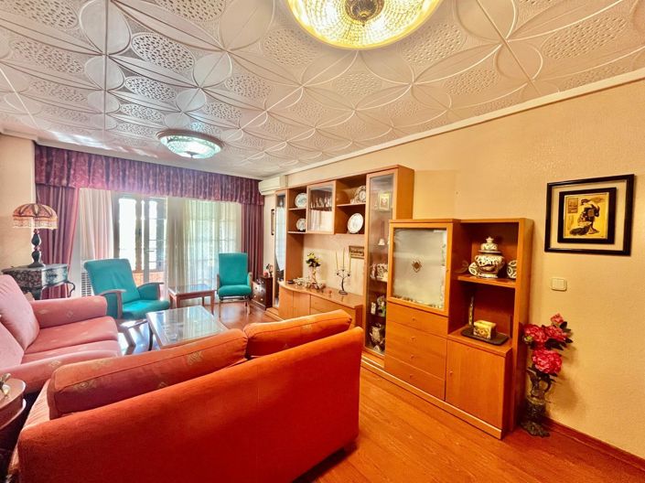 Image No.2-3 Bed House for sale