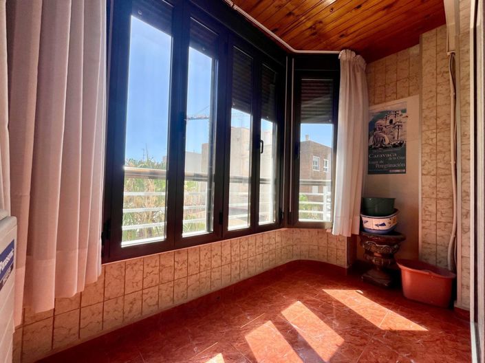 Image No.5-3 Bed House for sale