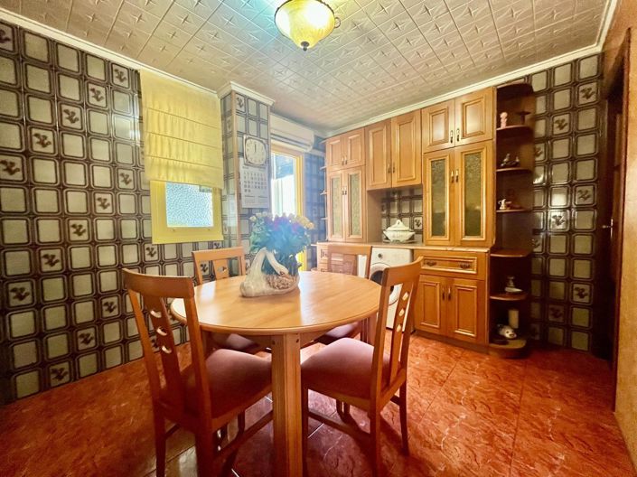 Image No.7-3 Bed House for sale