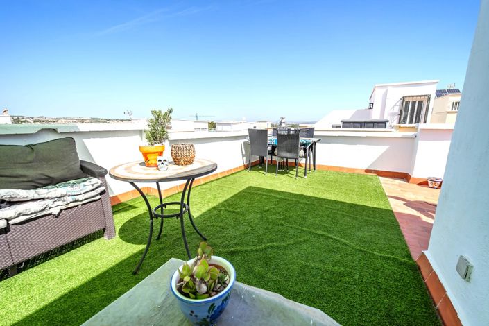 Image No.35-3 Bed House for sale