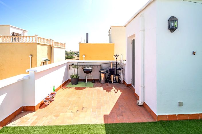 Image No.37-3 Bed House for sale