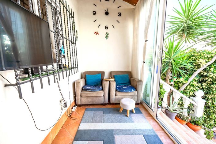 Image No.9-3 Bed House for sale