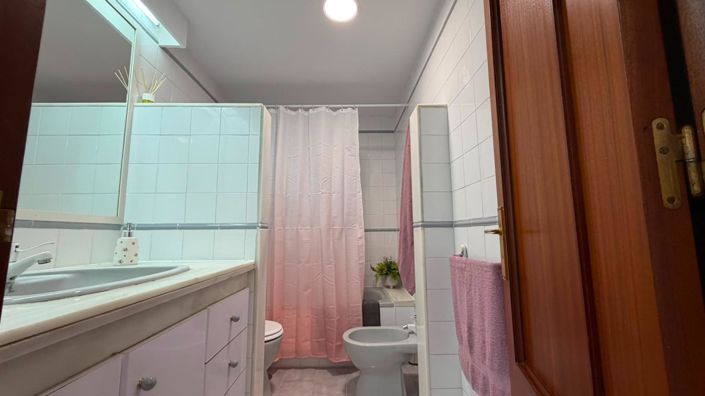 Image No.12-1 Bed Apartment for sale