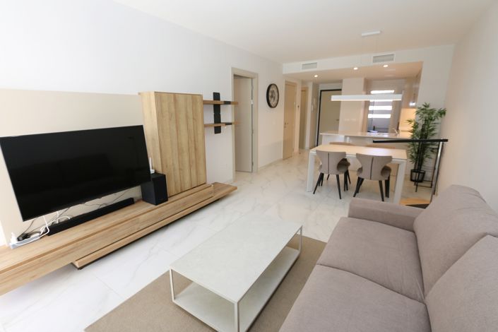 Image No.12-2 Bed House for sale