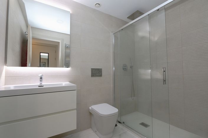 Image No.21-2 Bed House for sale