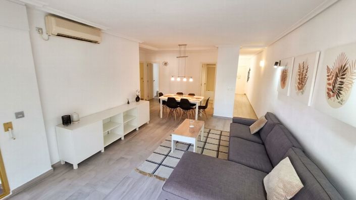 Image No.4-3 Bed Property for sale