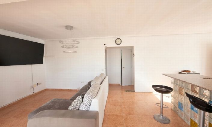 Image No.10-2 Bed Villa for sale