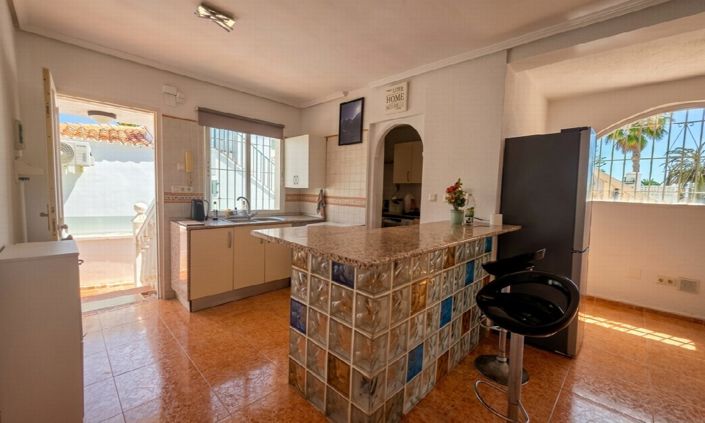 Image No.3-2 Bed Villa for sale