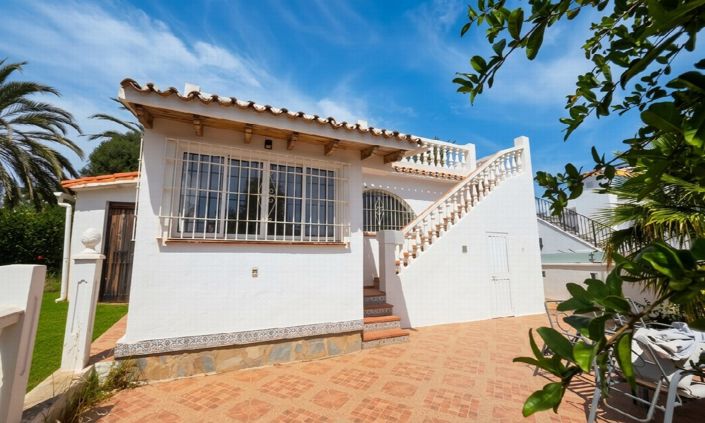 Image No.32-2 Bed Villa for sale
