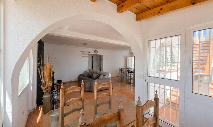 Image No.9-2 Bed Villa for sale