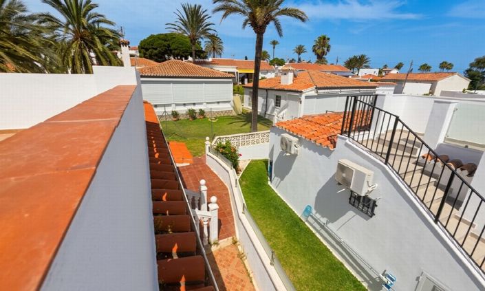 Image No.29-2 Bed Villa for sale