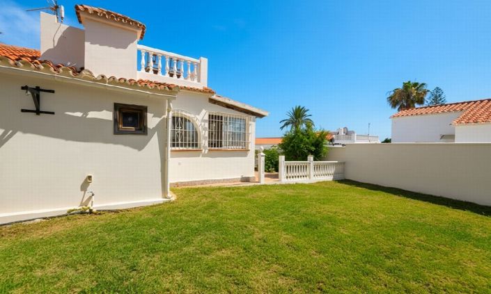 Image No.30-2 Bed Villa for sale
