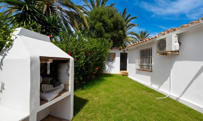 Image No.35-2 Bed Villa for sale