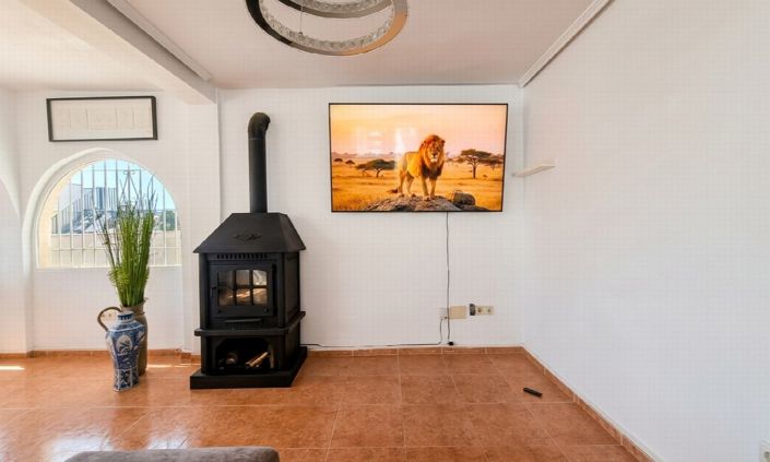 Image No.4-2 Bed Villa for sale