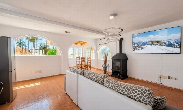 Image No.5-2 Bed Villa for sale