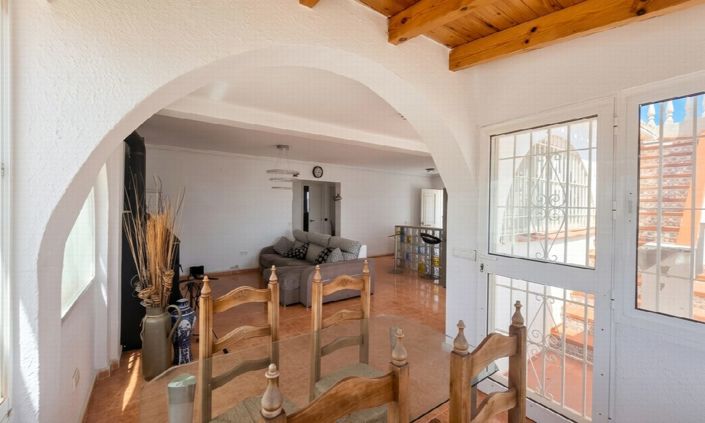 Image No.12-2 Bed Villa for sale