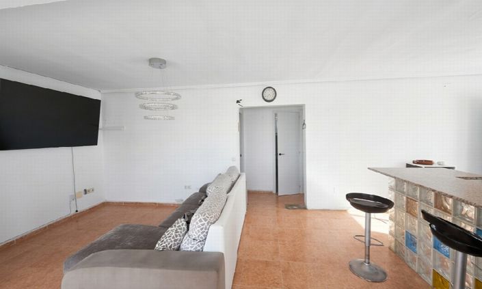Image No.13-2 Bed Villa for sale