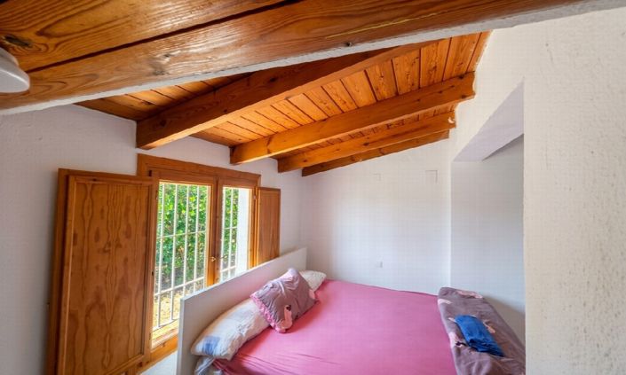 Image No.19-2 Bed Villa for sale