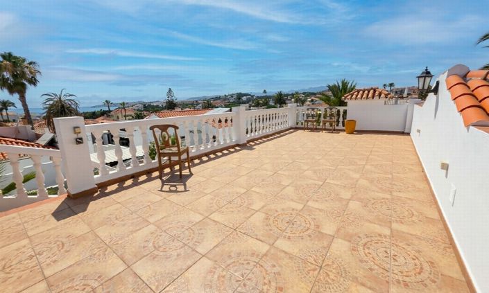 Image No.25-2 Bed Villa for sale