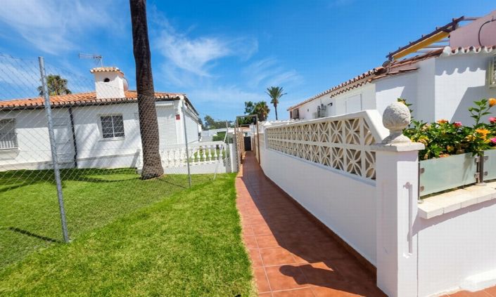 Image No.33-2 Bed Villa for sale