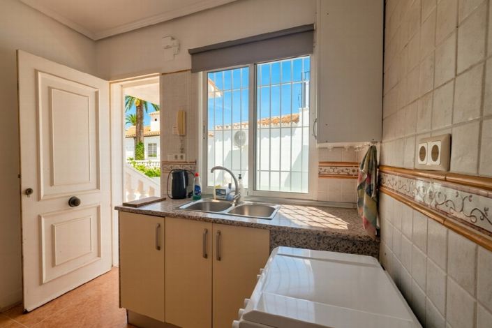 Image No.5-2 Bed Villa for sale