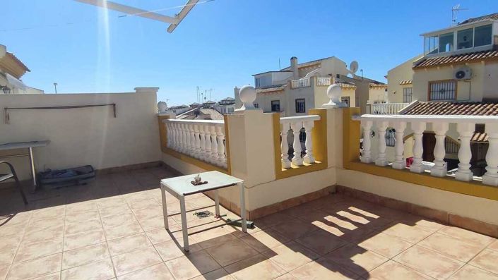 Image No.12-3 Bed Townhouse for sale