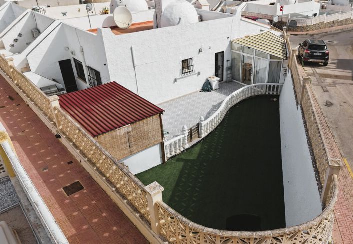 Image No.25-2 Bed House for sale