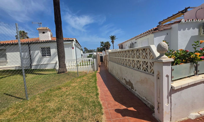 Image No.34-2 Bed House for sale