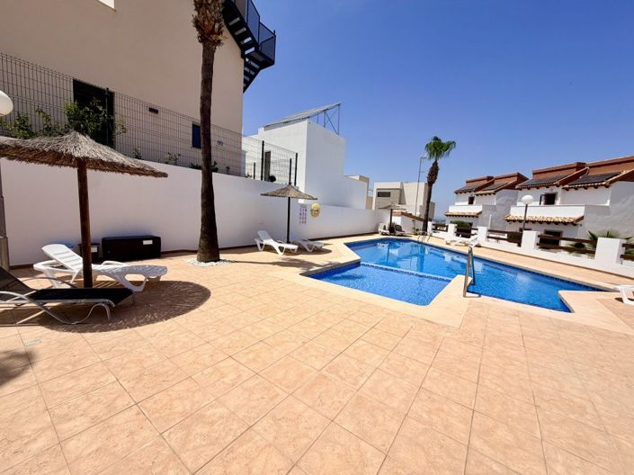 Image No.13-3 Bed Property for sale
