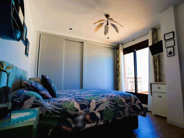 Image No.22-3 Bed Property for sale