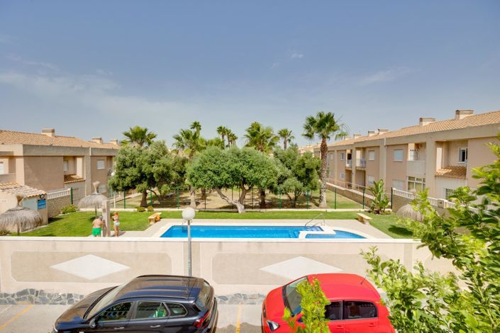 Image No.27-2 Bed Townhouse for sale