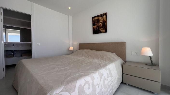Image No.29-3 Bed Apartment for sale