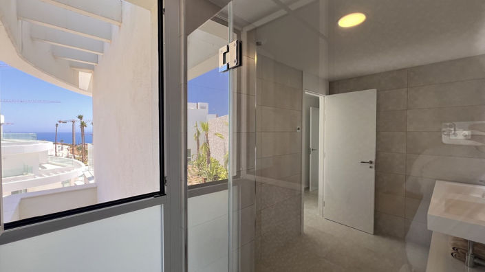 Image No.31-3 Bed Apartment for sale
