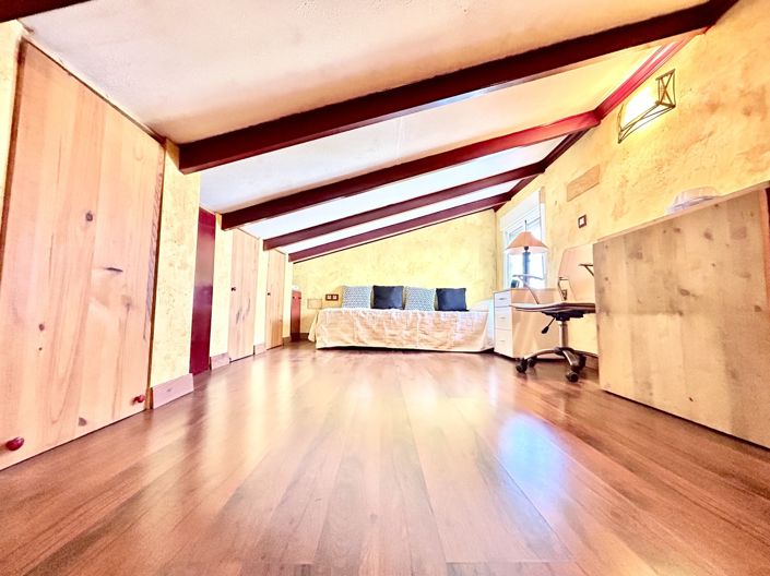 Image No.15-1 Bed House for sale