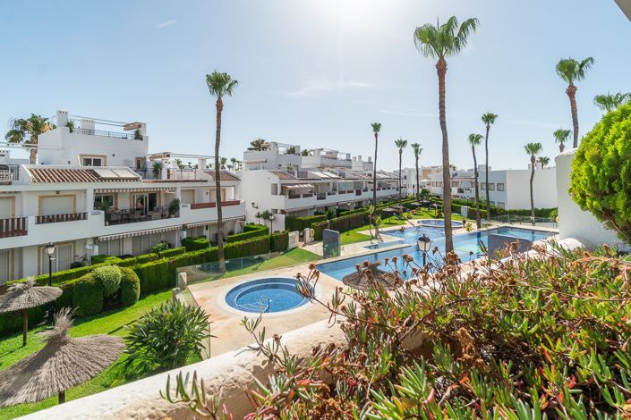 Image No.2-Appartement de 2 chambres à vendre à Orihuela Costa