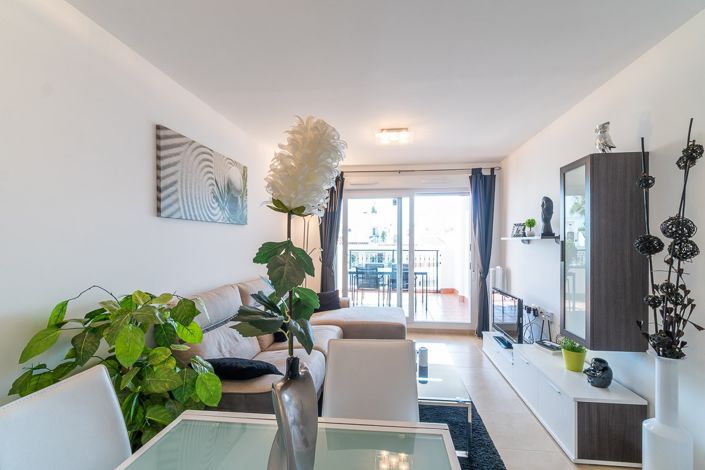 Image No.32-2 Bed Property for sale