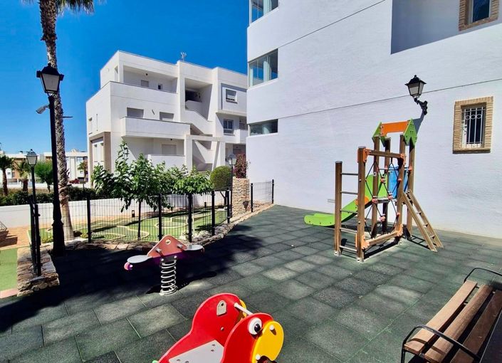 Image No.37-2 Bed Property for sale
