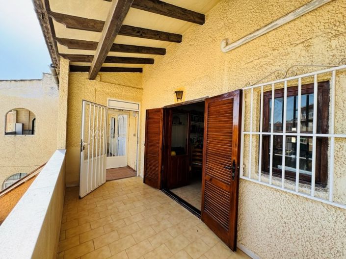 Image No.10-3 Bed Apartment for sale