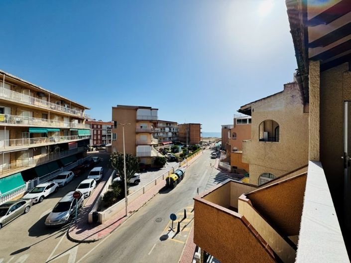 Image No.11-3 Bed Apartment for sale