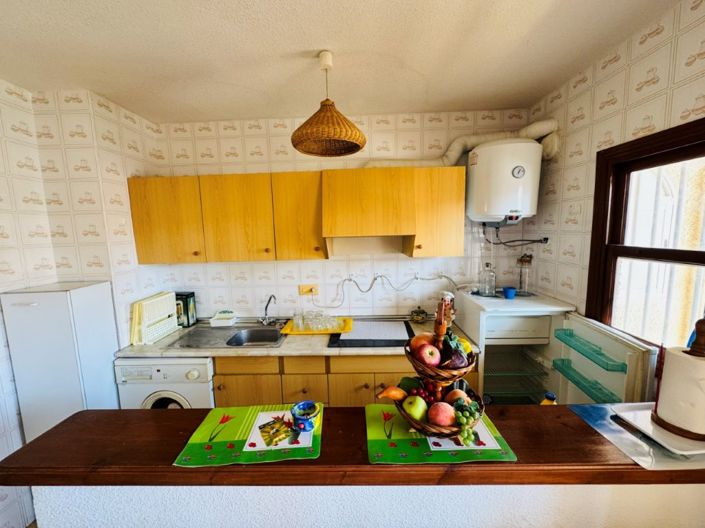 Image No.12-3 Bed House for sale