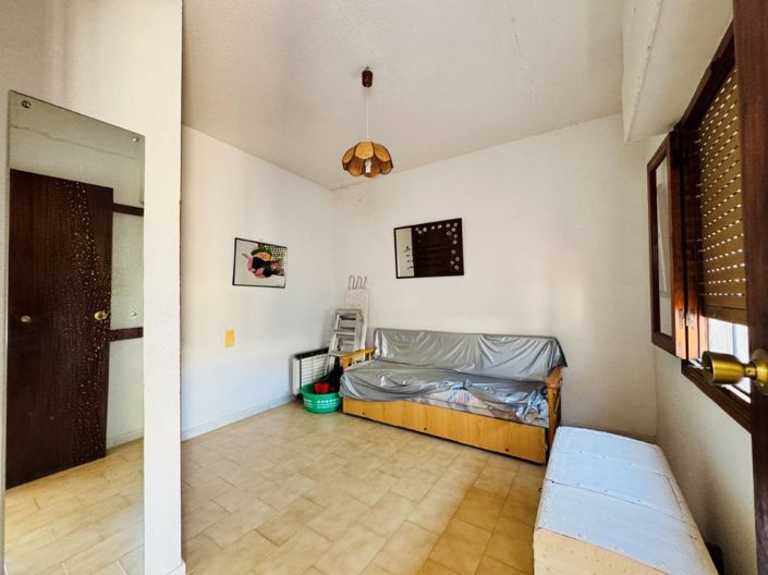 Image No.17-3 Bed Apartment for sale